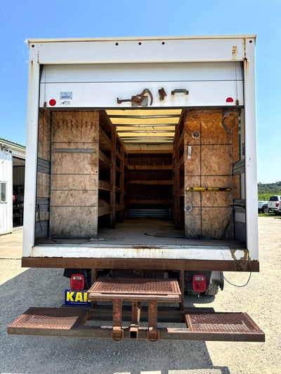 2017 RAM 5500 Chassis Cab Tradesman 4x2 Reg Cab 120" CA 204.5" WB