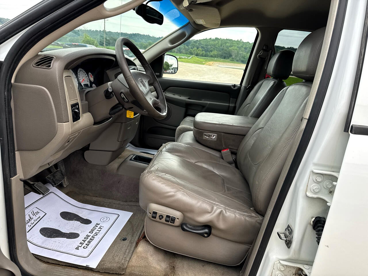 2002 Dodge Ram 1500 4dr Quad Cab 140" WB 4WD