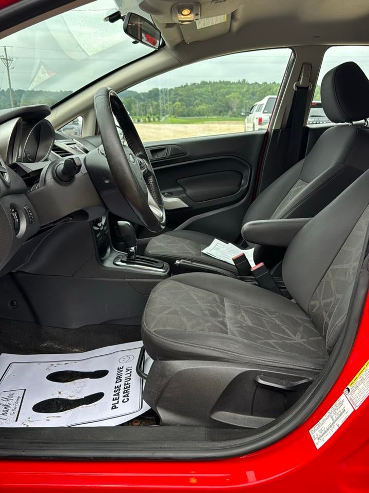 2013 Ford Fiesta 5dr HB SE