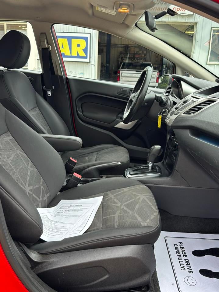 2013 Ford Fiesta 5dr HB SE