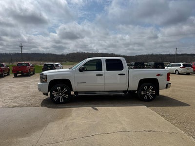 2009 Chevrolet Silverado 1500 4WD Crew Cab 143.5" LT