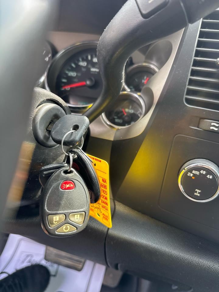 2009 Chevrolet Silverado 1500 4WD Crew Cab 143.5" LT