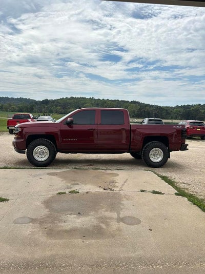2017 Chevrolet Silverado 1500 4WD Crew Cab 143.5" LT w/2LT