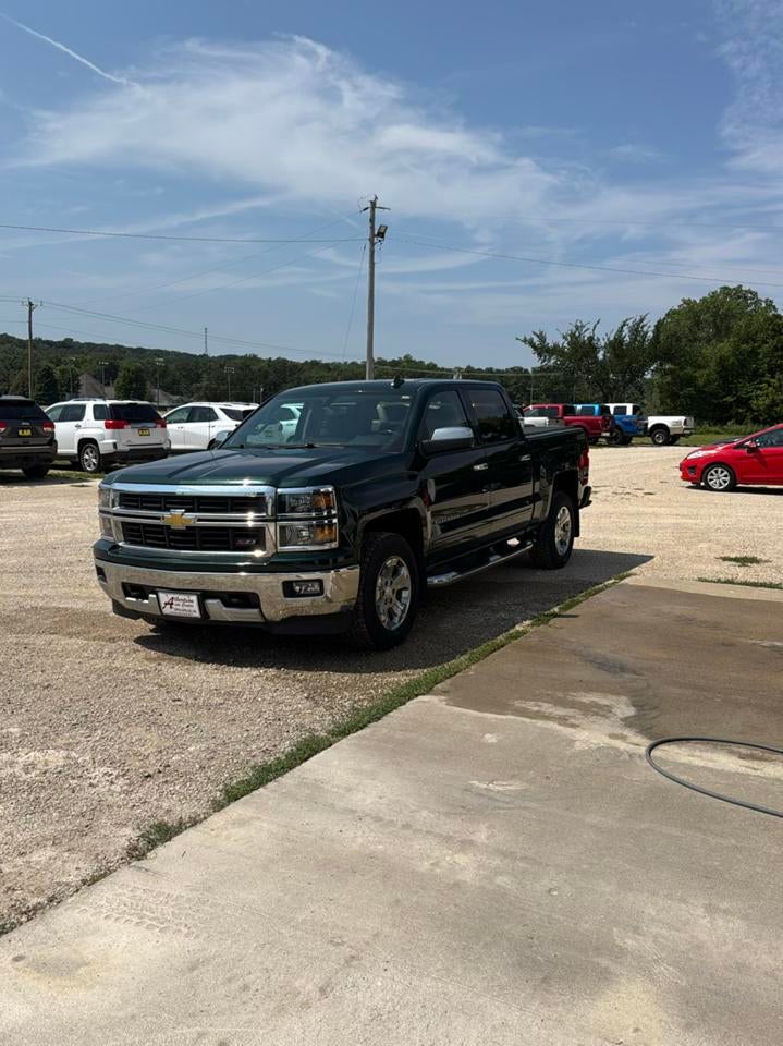 2015 Chevrolet Silverado 1500 4WD Crew Cab 143.5" LT w/2LT