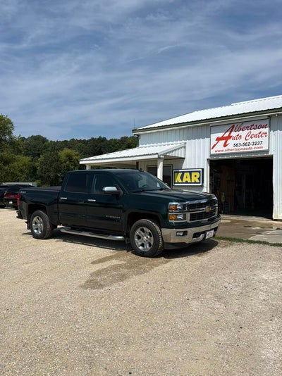 2015 Chevrolet Silverado 1500 4WD Crew Cab 143.5" LT w/2LT