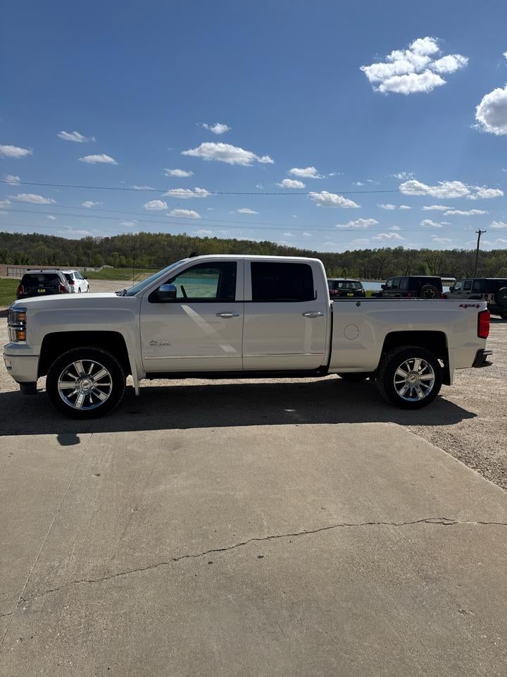 2014 Chevrolet Silverado 1500 4WD Crew Cab 153.0" High Country