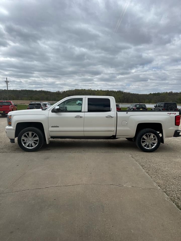 2014 Chevrolet Silverado 1500 4WD Crew Cab 153.0" High Country