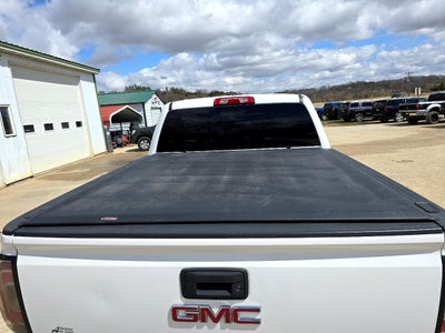 2017 GMC Sierra 1500 4WD Crew Cab 143.5" SLT