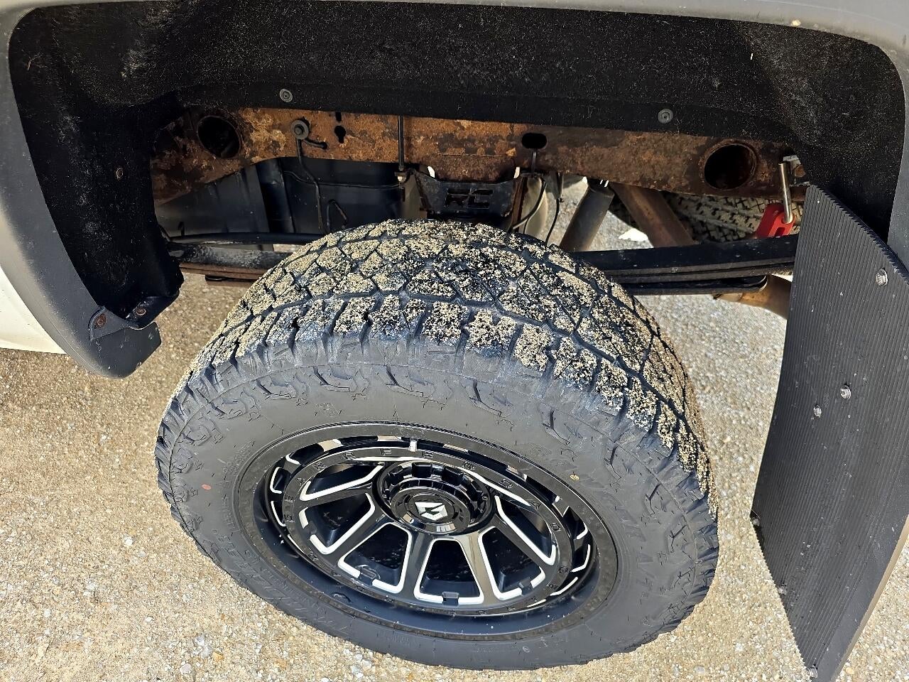 2017 GMC Sierra 1500 4WD Crew Cab 143.5" SLT