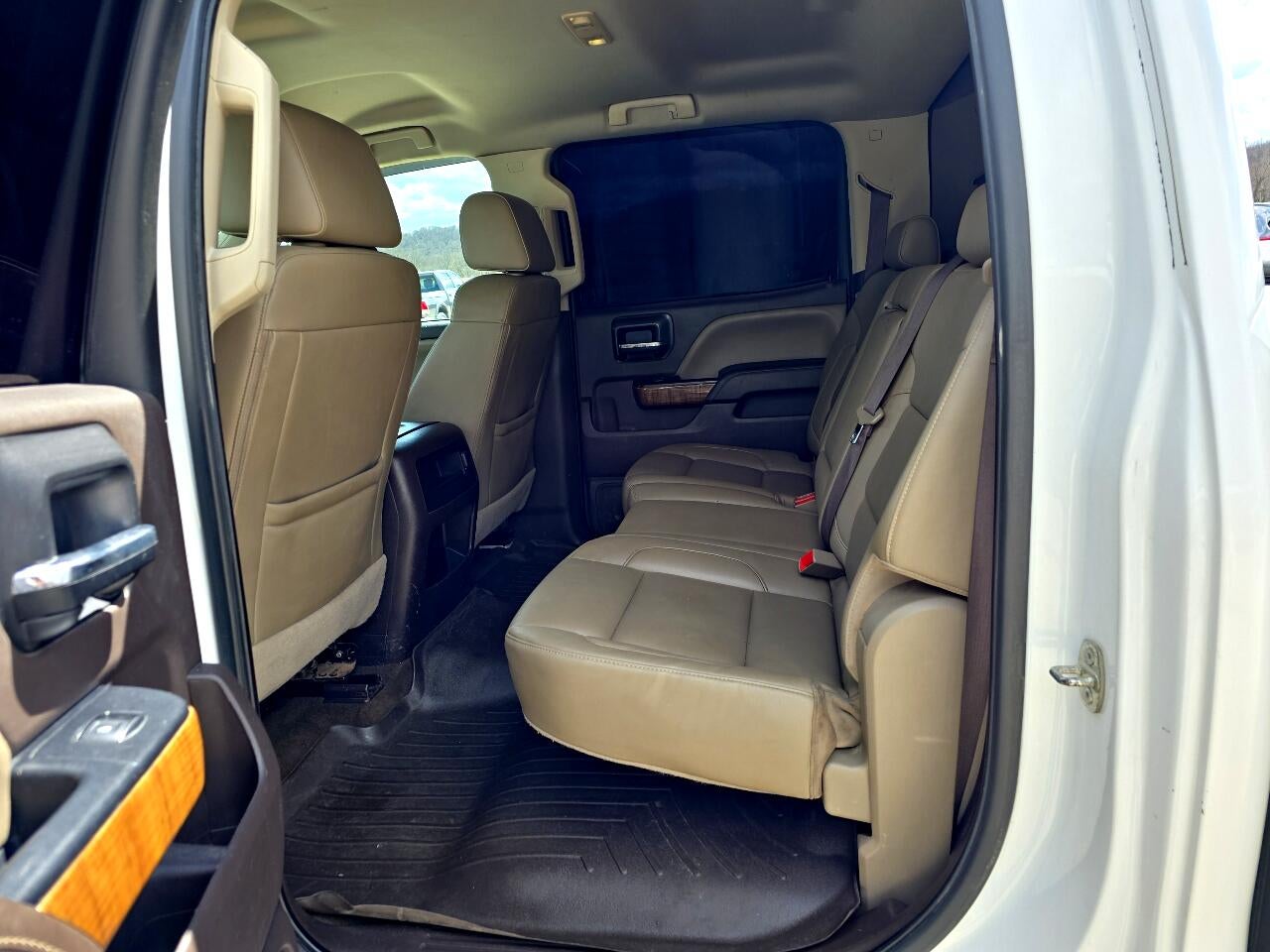 2017 GMC Sierra 1500 4WD Crew Cab 143.5" SLT