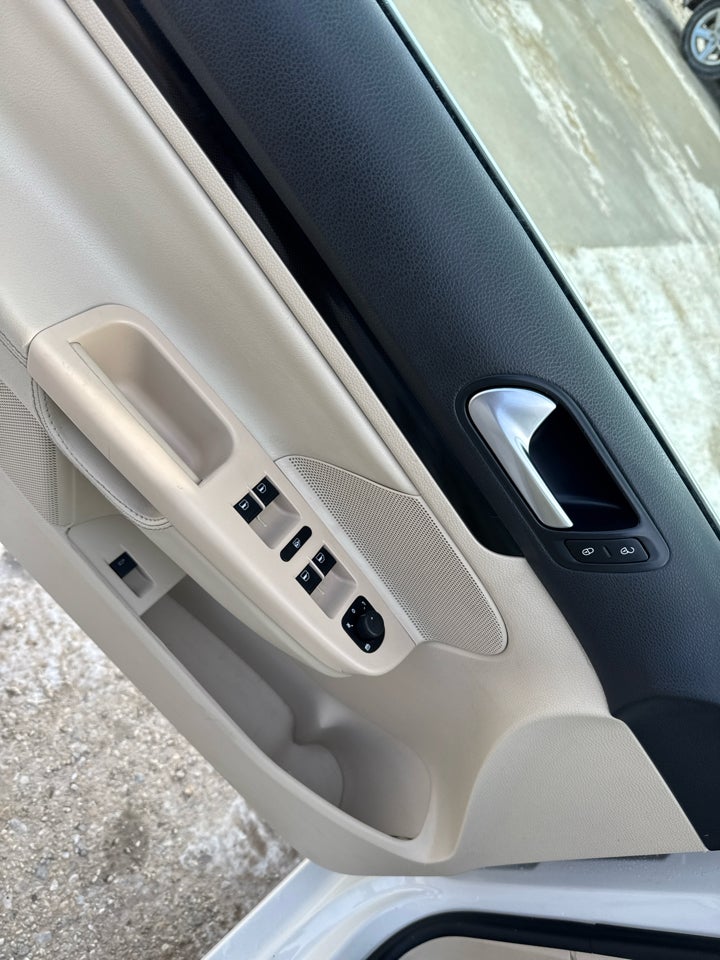 2013 Volkswagen Jetta SportWagen 4dr DSG TDI