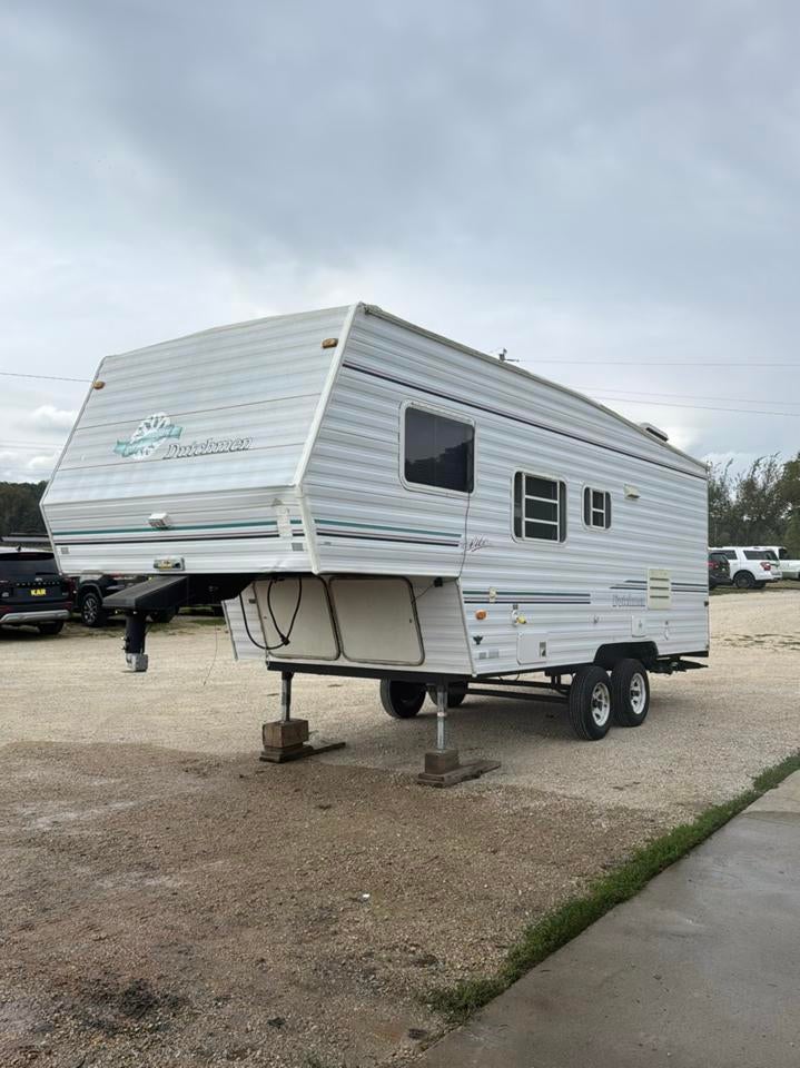 1999 Dutchmen Lite 5th Wheel Base