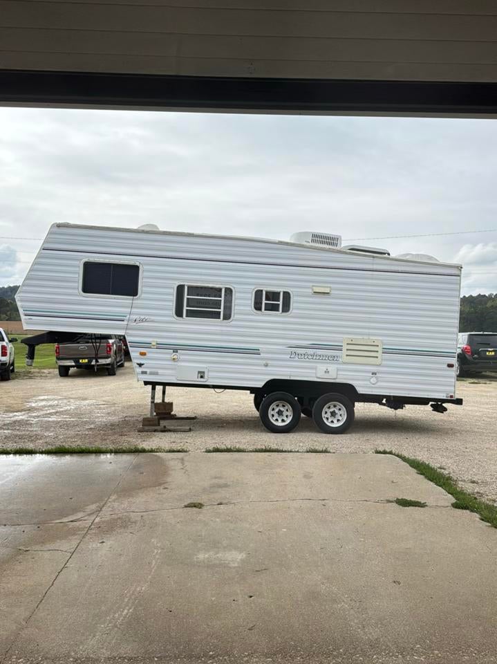 1999 Dutchmen Lite 5th Wheel Base