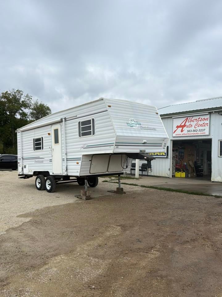 1999 Dutchmen Lite 5th Wheel Base