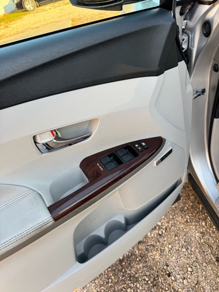 2010 Toyota Venza 4dr Wgn V6 FWD (Natl)