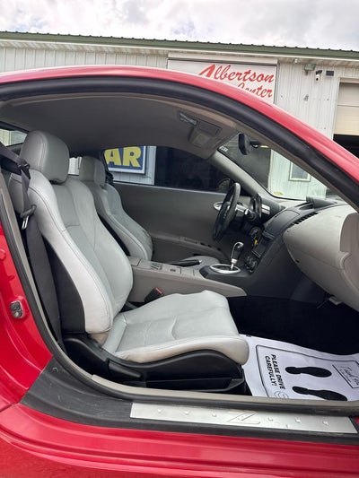 2004 Nissan 350Z 2dr Cpe Touring Auto