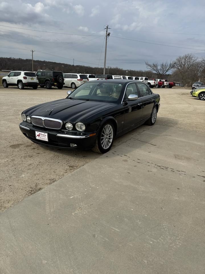 2007 Jaguar XJ 4dr Sdn XJ8 L