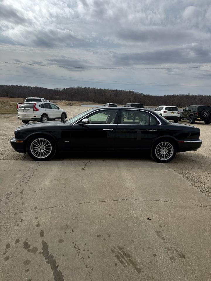 2007 Jaguar XJ 4dr Sdn XJ8 L