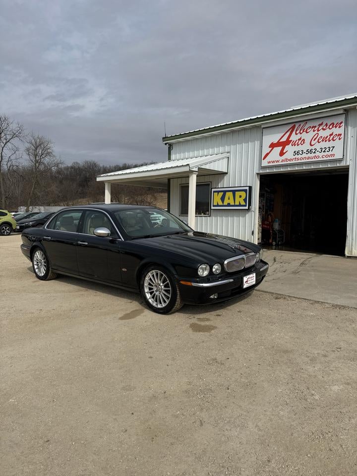 2007 Jaguar XJ 4dr Sdn XJ8 L