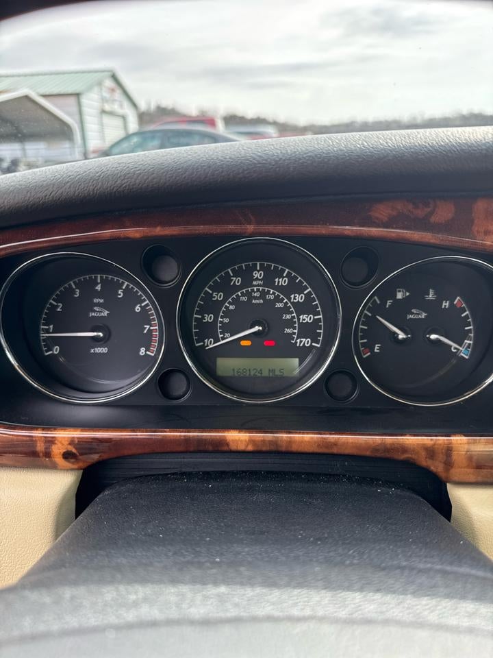 2007 Jaguar XJ 4dr Sdn XJ8 L