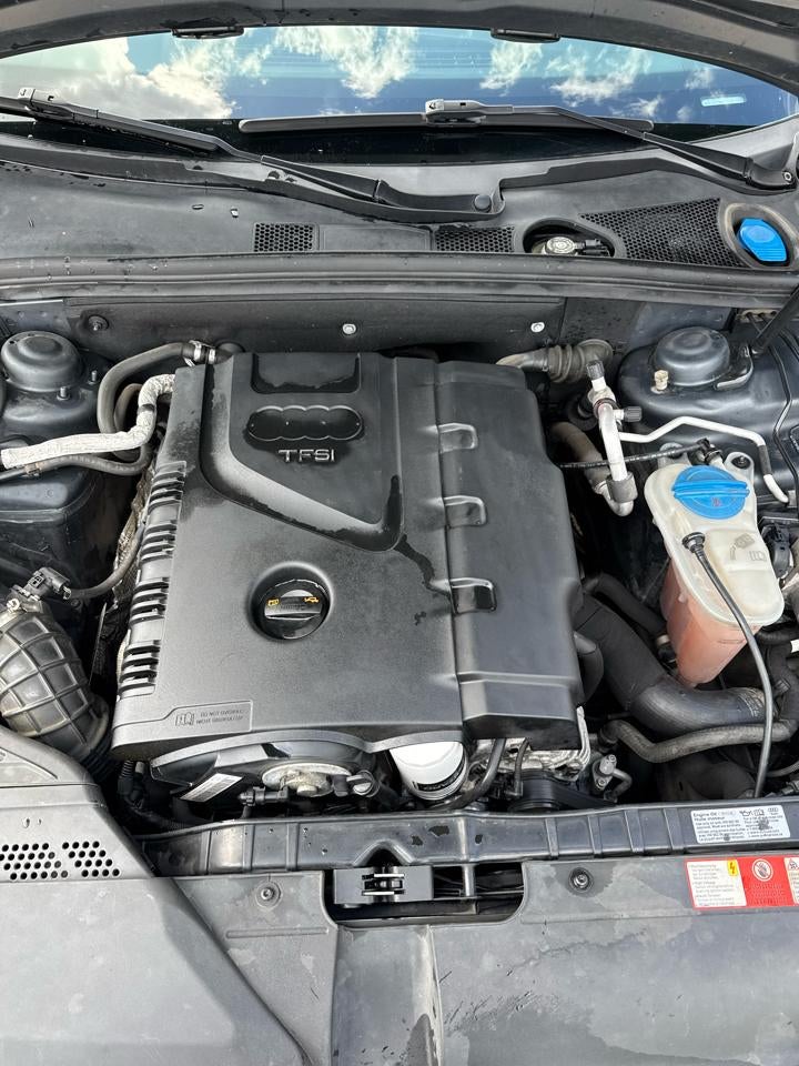 2009 Audi A4 4dr Sdn Auto 2.0T quattro Prem Plus