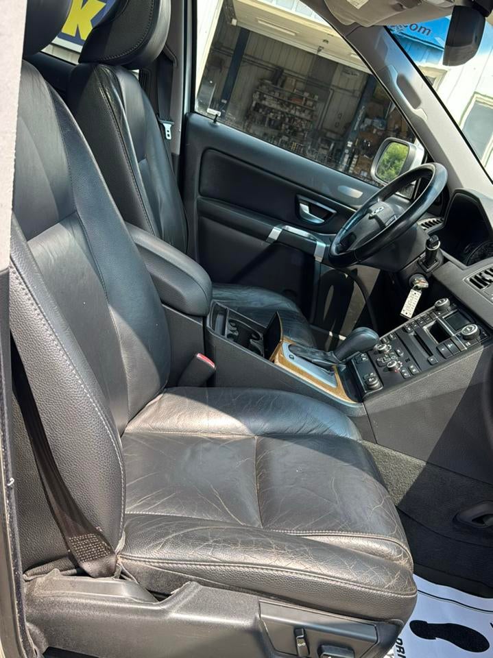 2007 Volvo XC90 AWD 4dr I6 w/Snrf/3rd Row