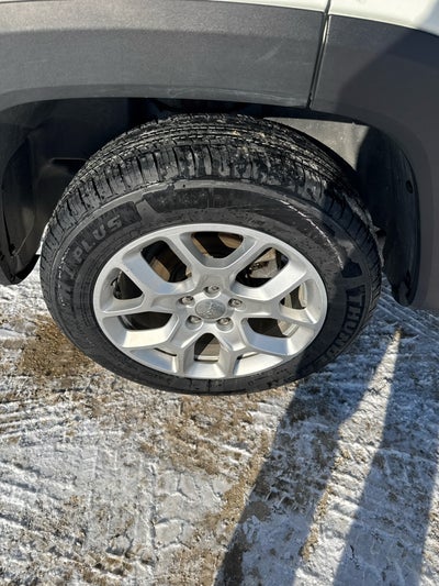 2016 Jeep Renegade 4WD 4dr Latitude