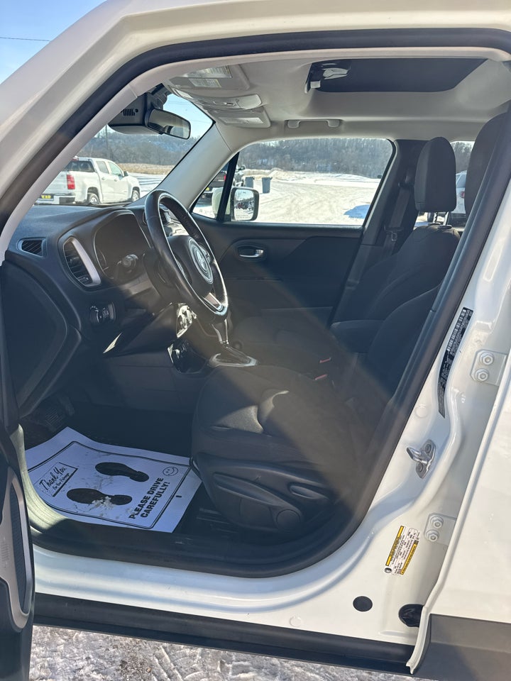 2016 Jeep Renegade 4WD 4dr Latitude