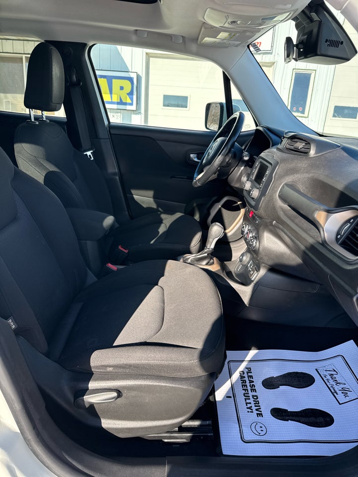 2016 Jeep Renegade 4WD 4dr Latitude