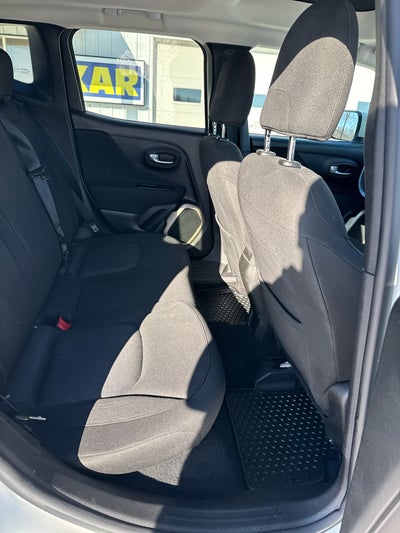2016 Jeep Renegade 4WD 4dr Latitude