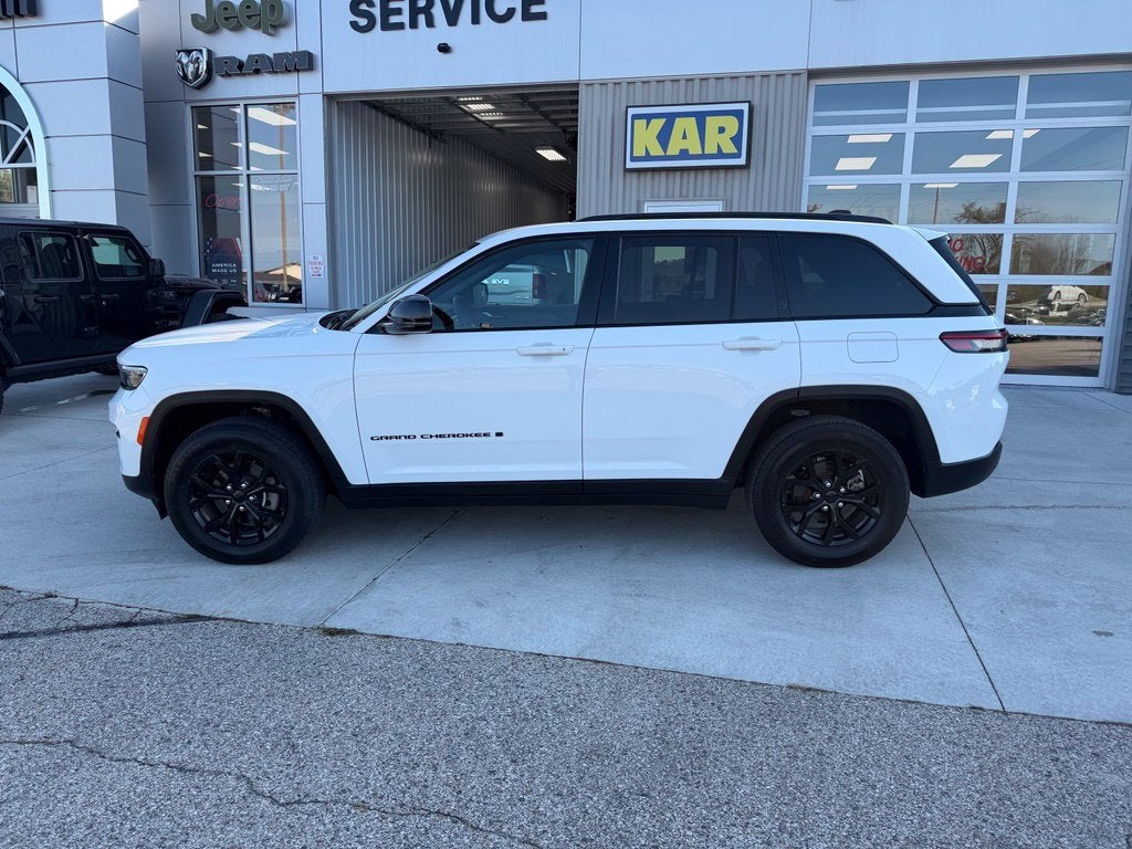 2025 Jeep Grand Cherokee Altitude