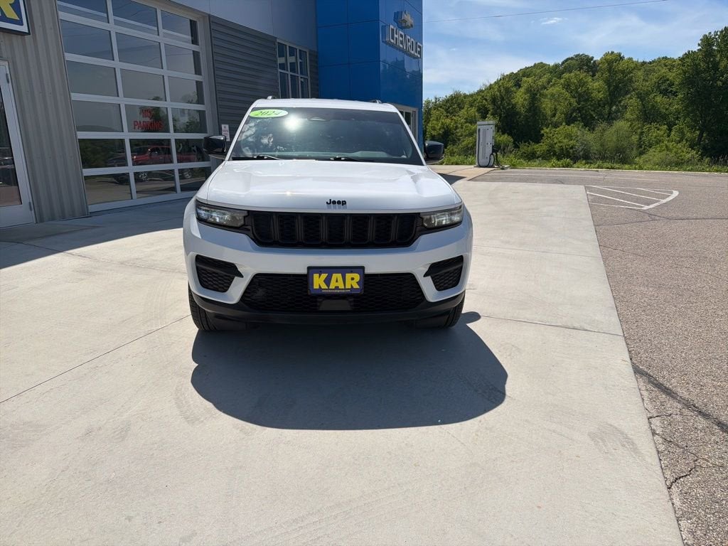 2024 Jeep Grand Cherokee Altitude