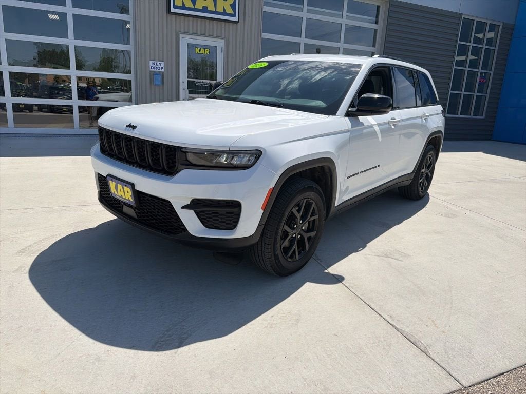 2024 Jeep Grand Cherokee Altitude