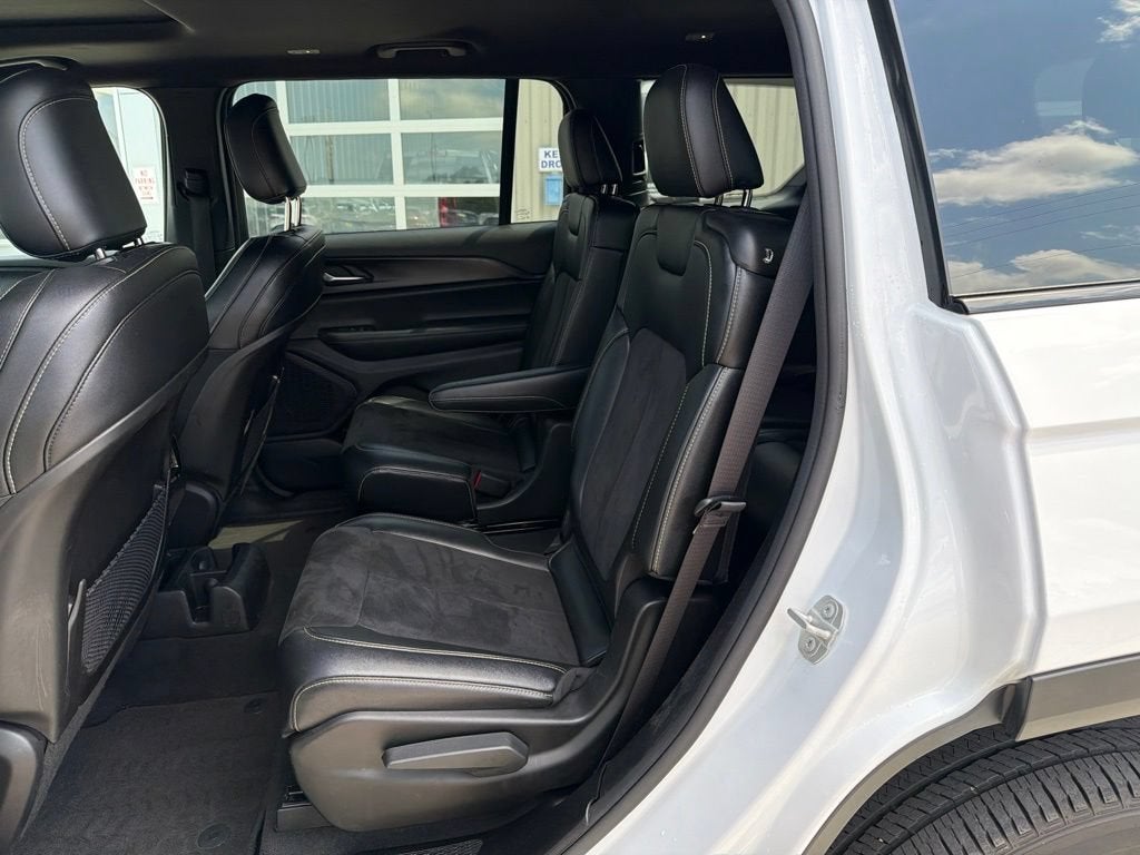 2024 Jeep Grand Cherokee L Altitude X