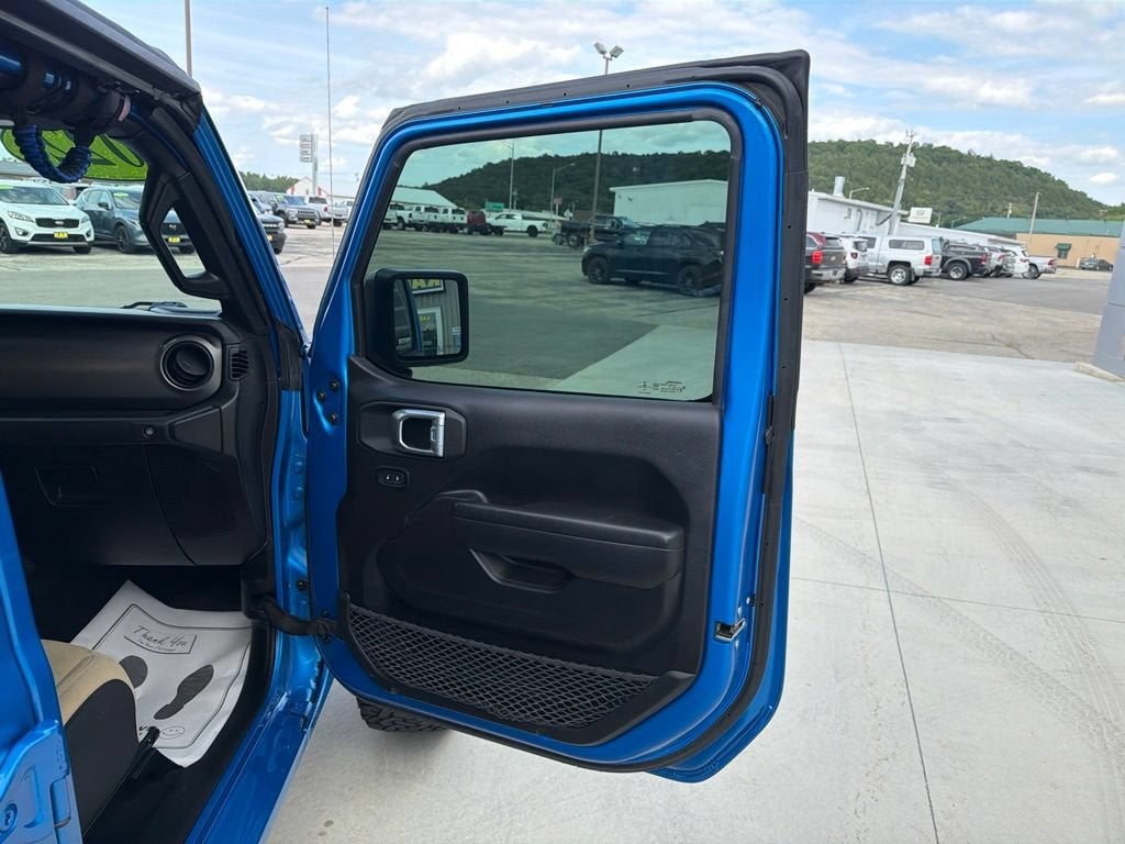 2022 Jeep Gladiator Willys