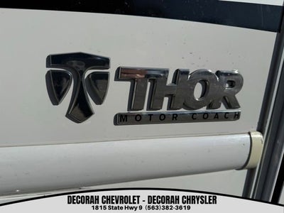 2022 Ford Transit Cutaway Base