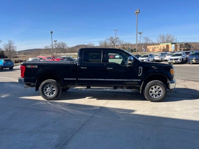 2017 Ford Super Duty F-250 SRW Lariat