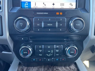 2017 Ford Super Duty F-250 SRW Lariat