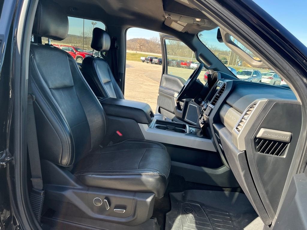 2017 Ford Super Duty F-250 SRW Lariat