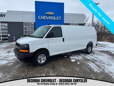 2025 Chevrolet Express Cargo 3500 WT