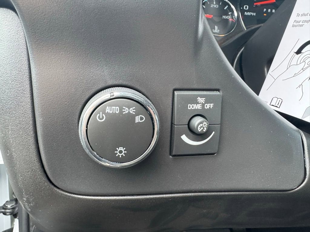 2025 Chevrolet Express Cargo 3500 WT