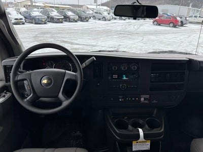 2025 Chevrolet Express Cargo 3500 WT