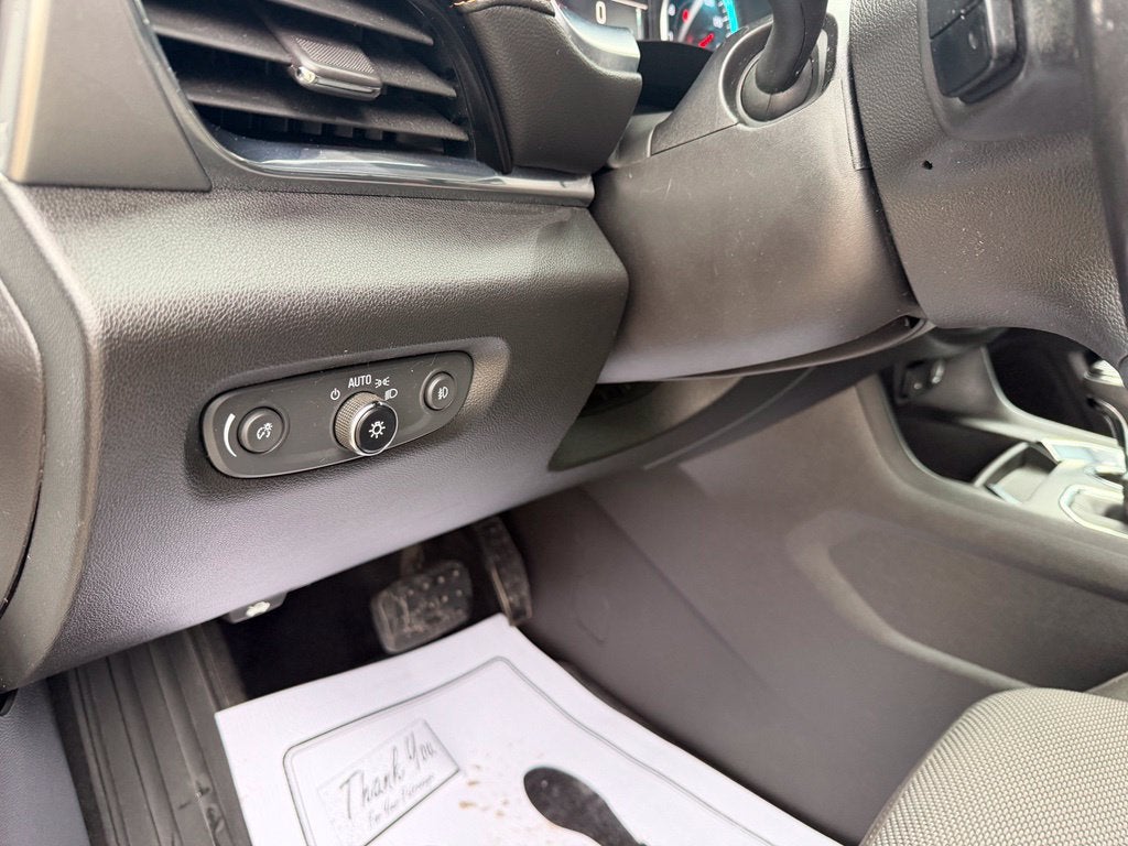 2018 Chevrolet Traverse LT Cloth