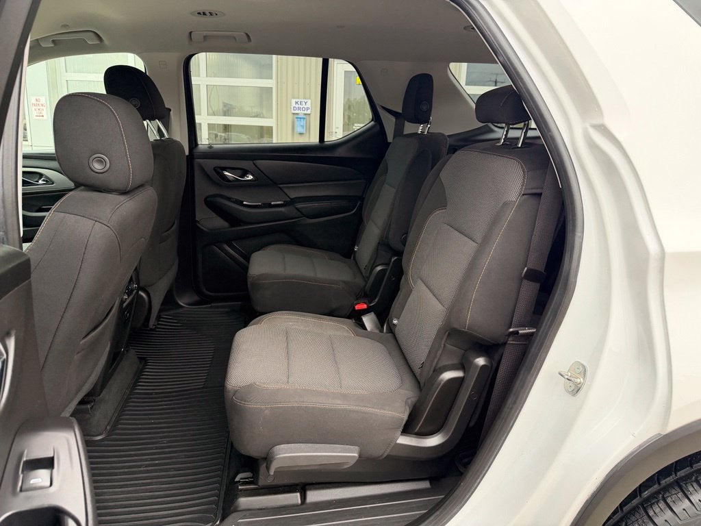 2018 Chevrolet Traverse LT Cloth