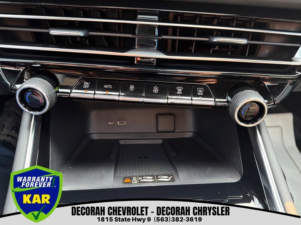 2027 Chevrolet Traverse RS