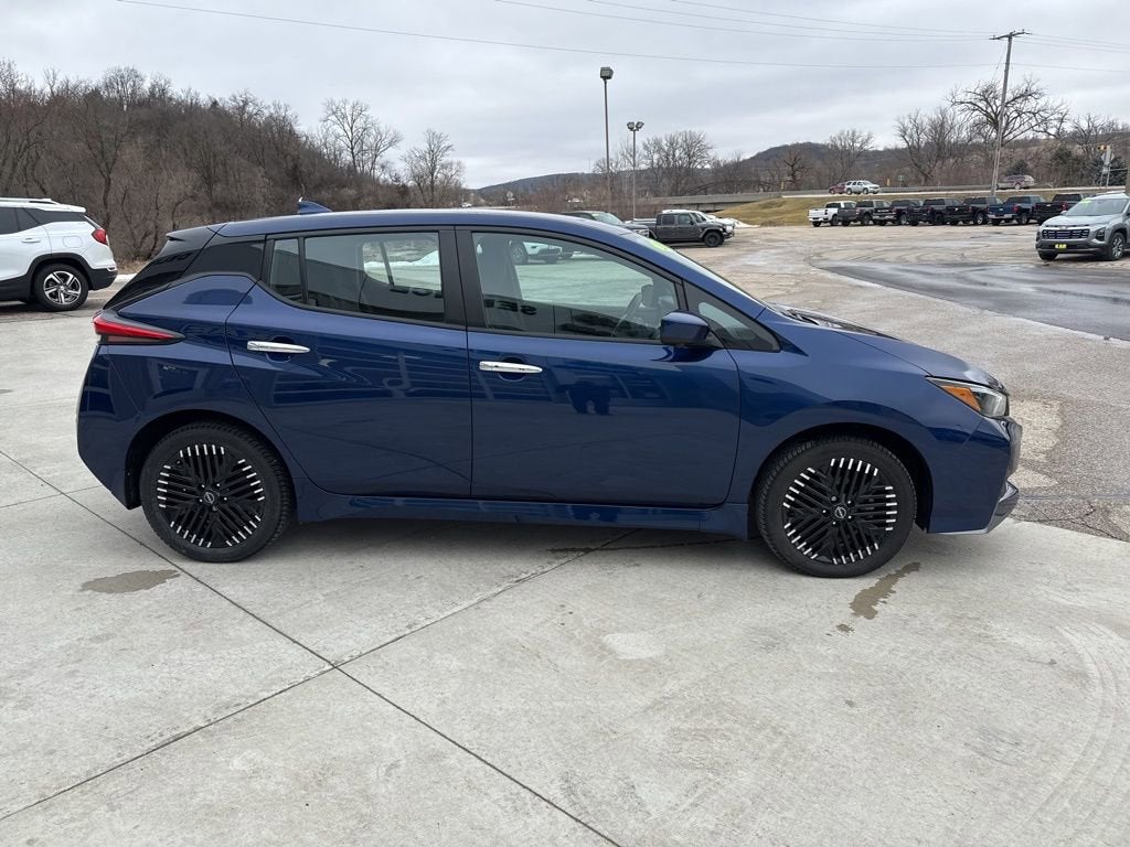 2024 Nissan LEAF SV PLUS