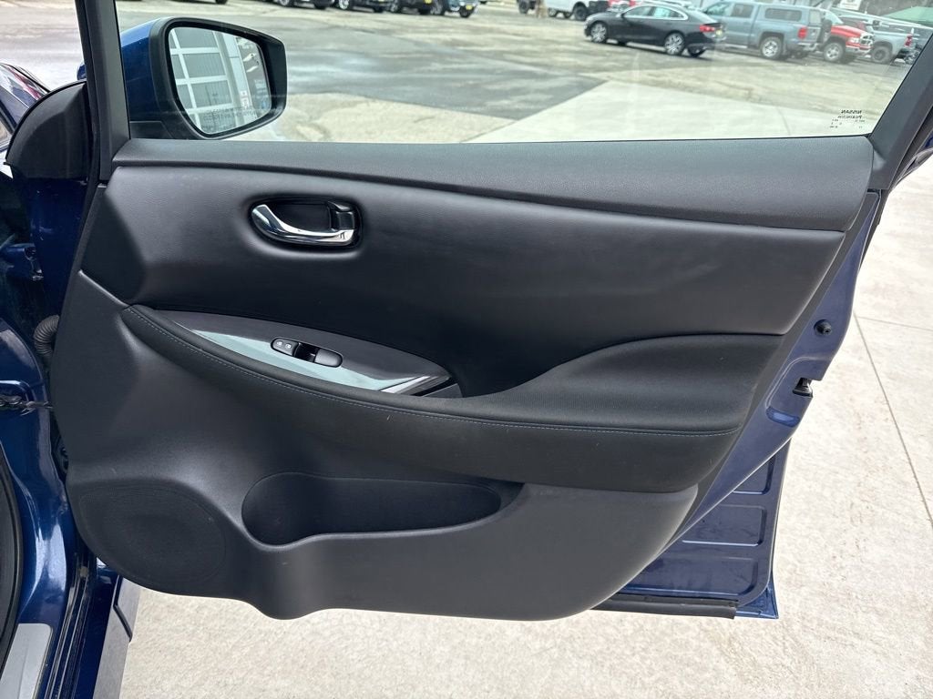 2024 Nissan LEAF SV PLUS