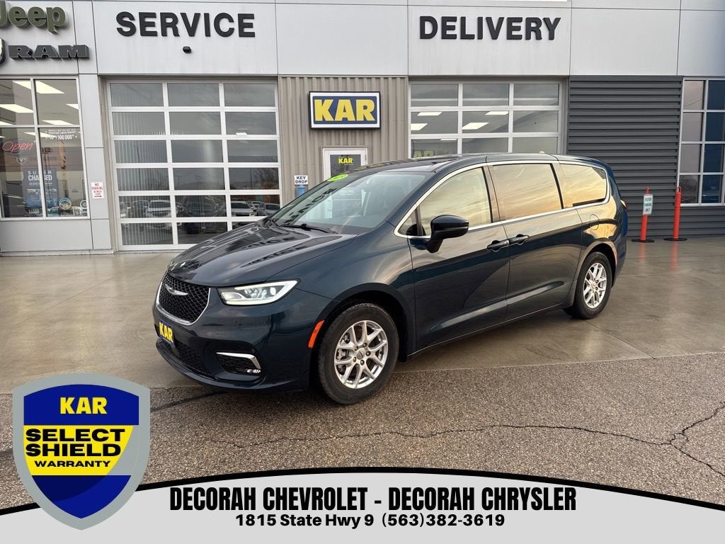 2023 Chrysler Pacifica Touring L