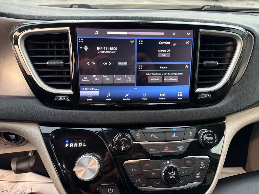 2023 Chrysler Pacifica Touring L