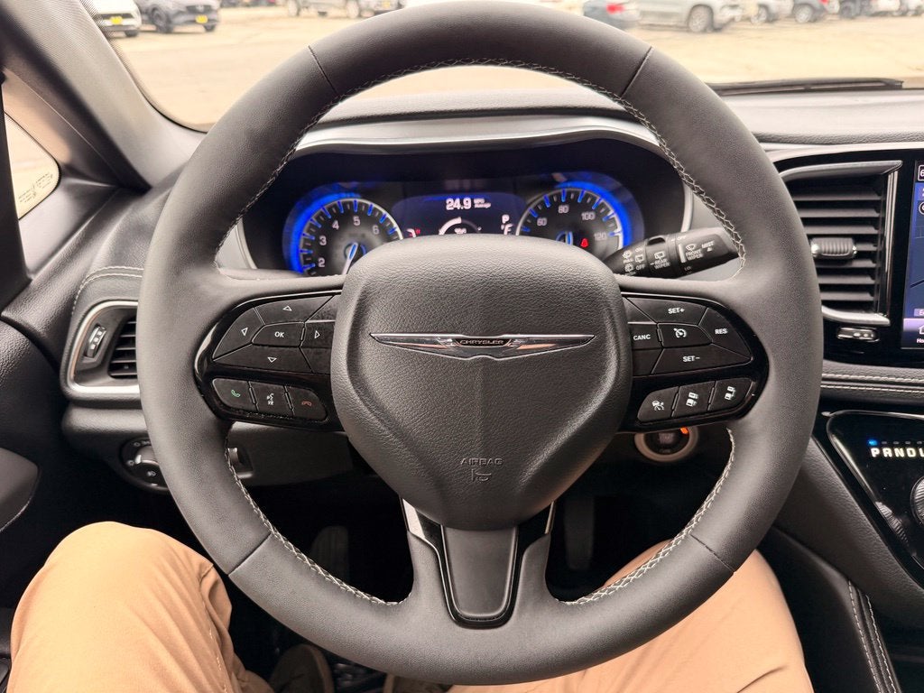2025 Chrysler Pacifica Limited